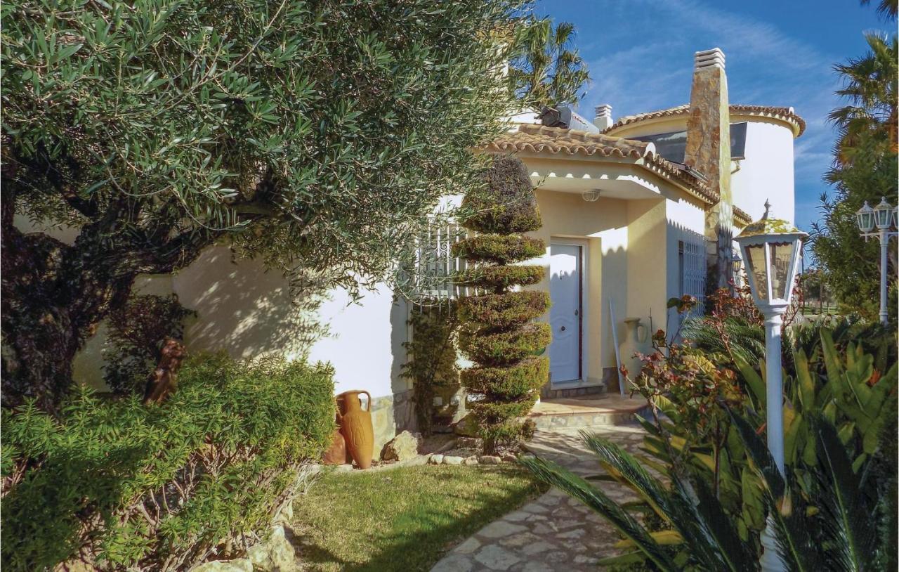 Beautiful Home In Oliva With Kitchen Eksteriør billede